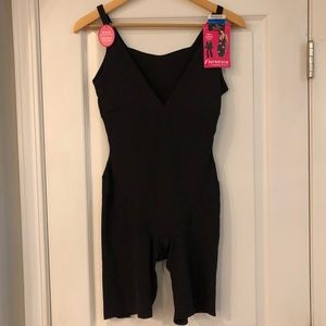 Flexees by maidenform firm control singlet